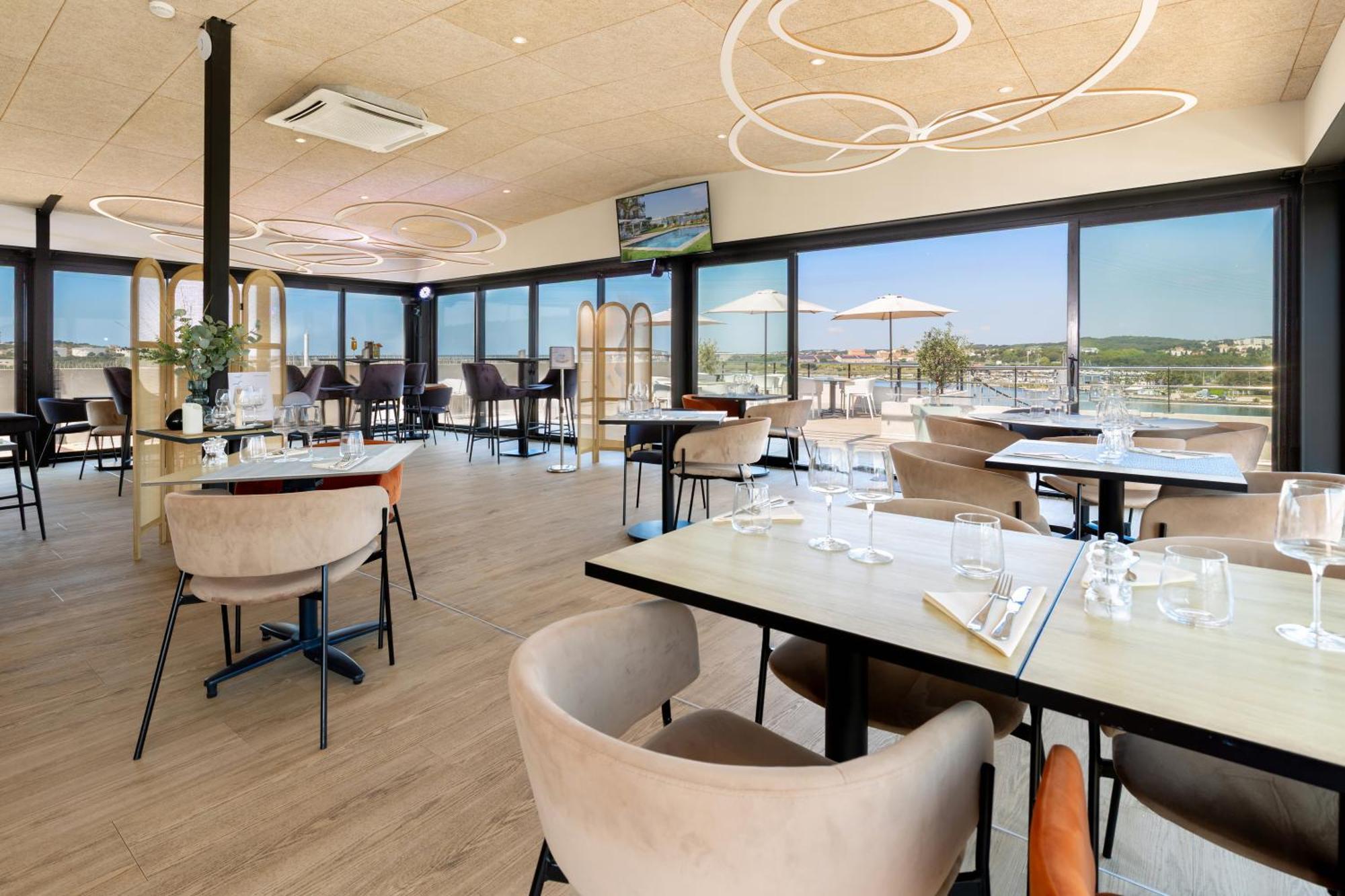Golden Tulip Hotel & Rooftop Martigues Provence Экстерьер фото