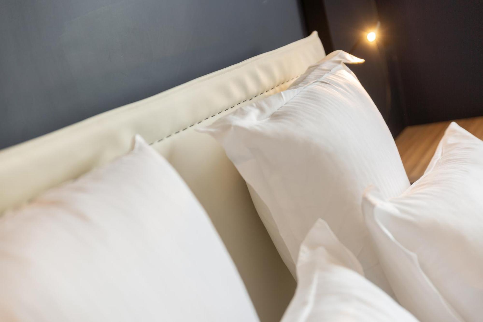 Golden Tulip Hotel & Rooftop Martigues Provence Номер фото